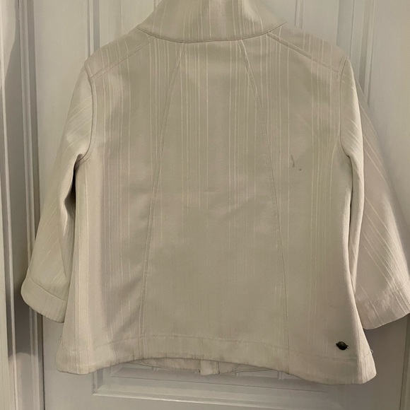 Lululemon Jacket - Picture 2 of 4